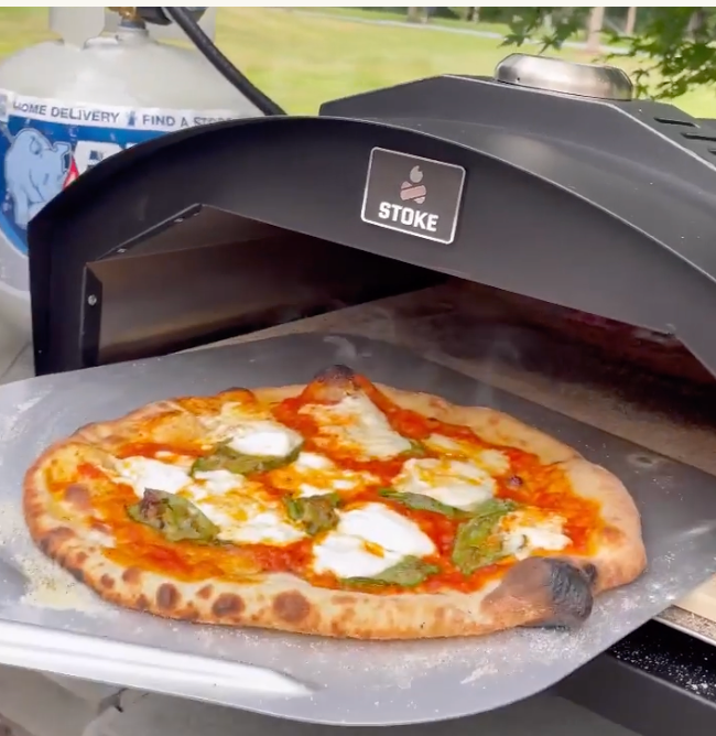GAS POWERED PIZZA OVEN Stoke