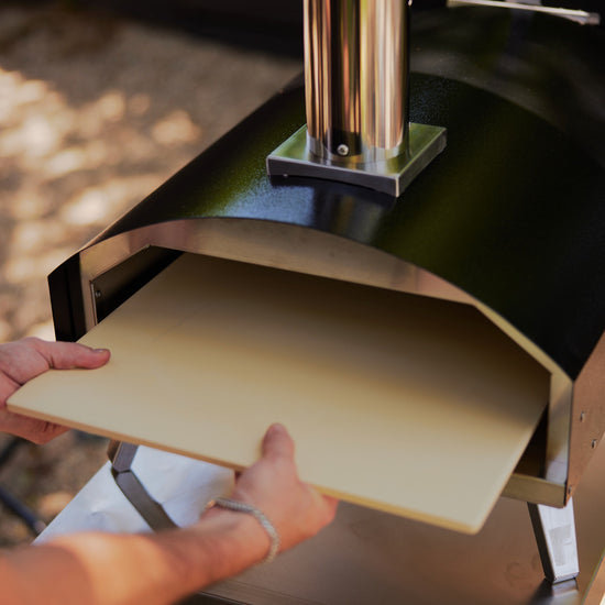 GAS POWERED PIZZA OVEN Stoke